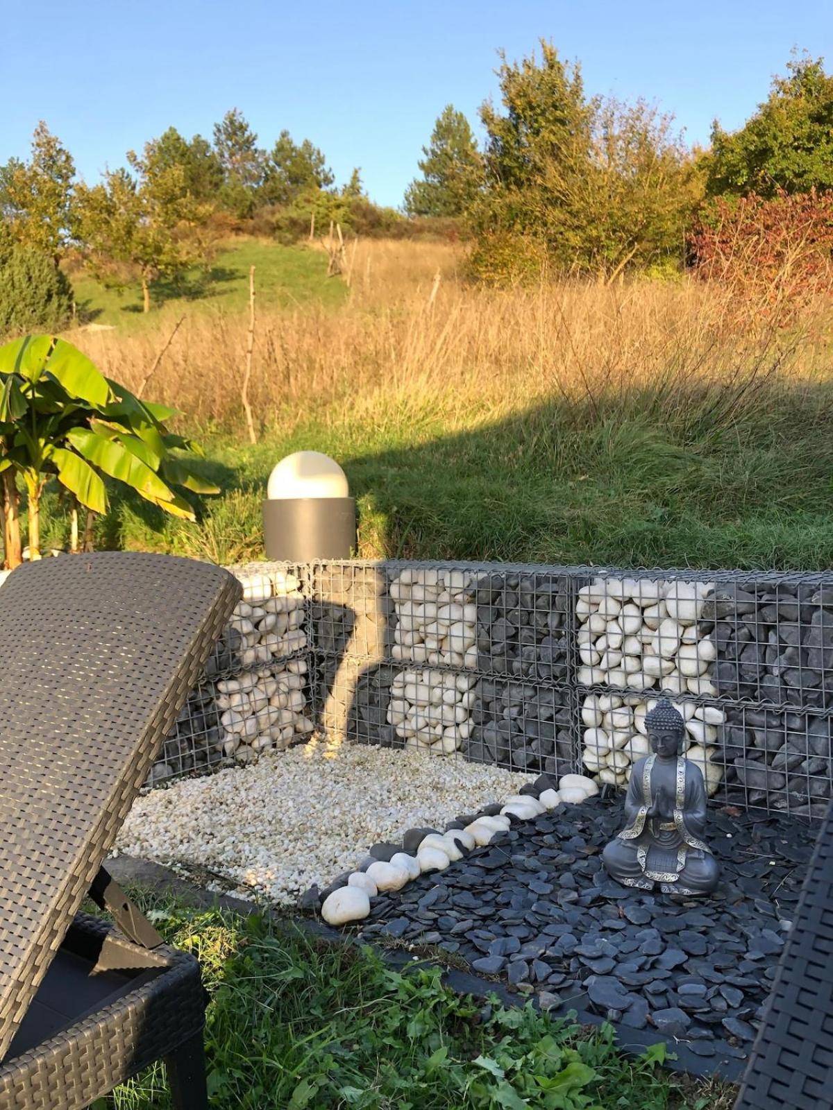 Maison De Vacances Avec Ses Petits Chalets Aouste-sur-Sye Bagian luar foto